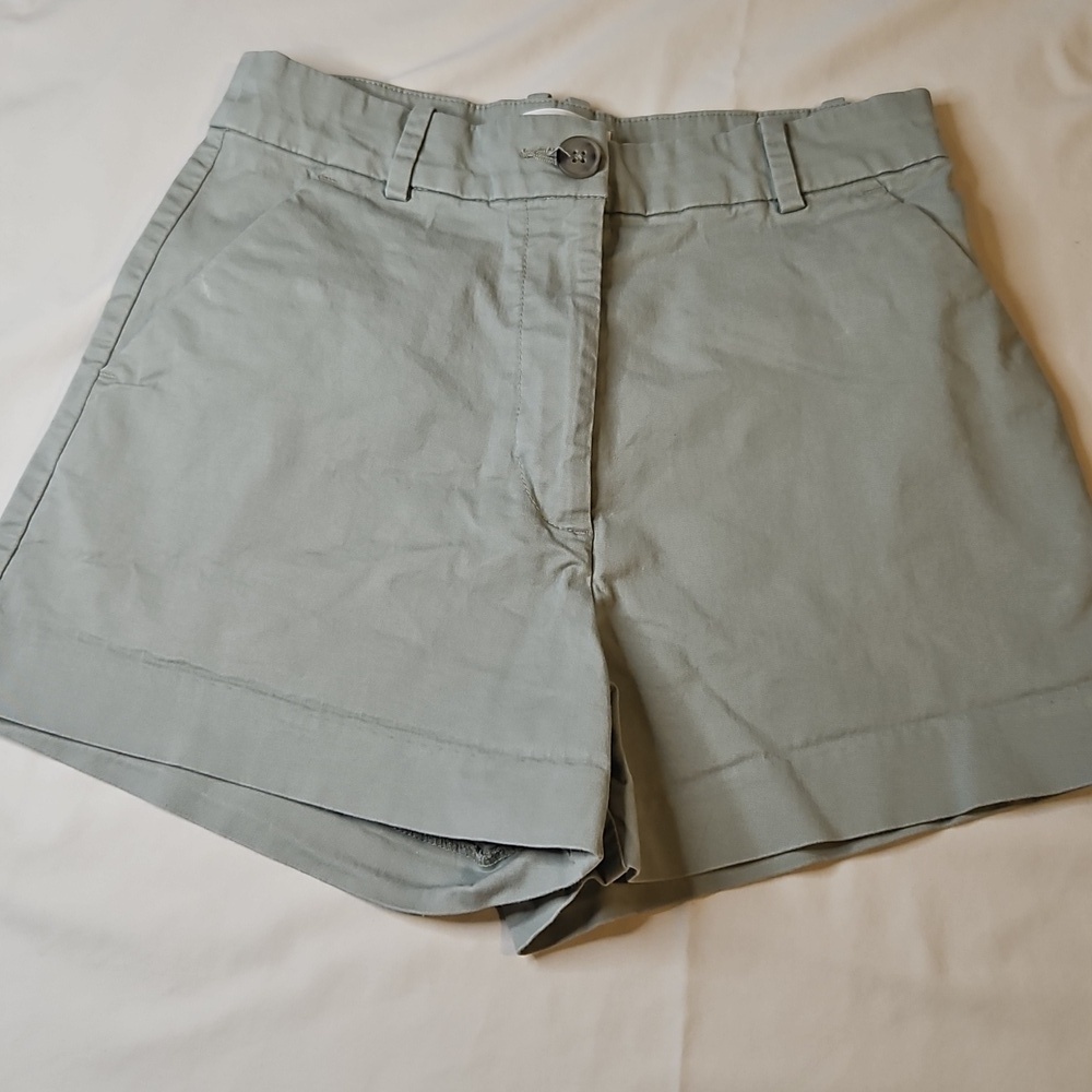 H&M Sage Green Preppy Chino Shorts Size 2 Cotton Blend